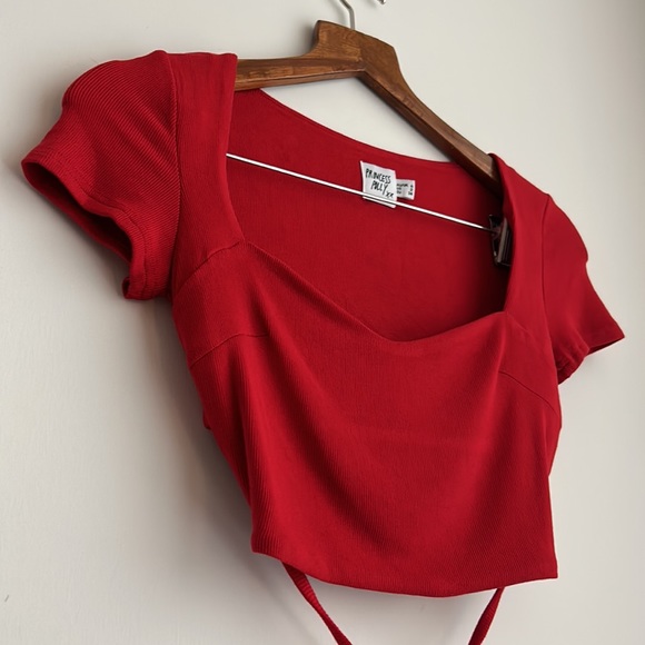 Princess Polly Red Ribbed Tie Back Cropped Shirt - Picture 6 of 9